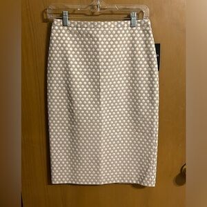 Pure Collection Jacquard Pencil Skirt Neutral Spot Polka Dot Size 2 NWT